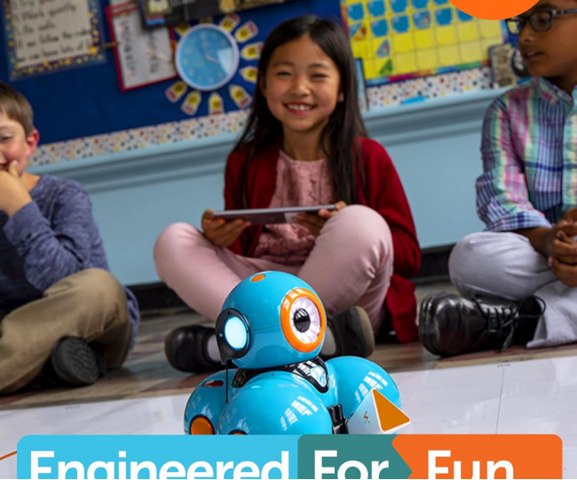 Робот Wonder Workshop Dash - Навчальний бот для програмування